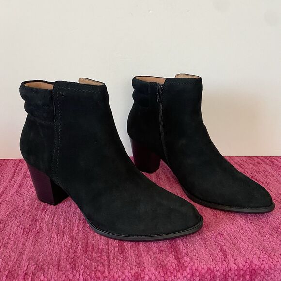 Vionic Jessie Ankle Boots Weather Resistant Suede Black Size 11 - Picture 1 of 12
